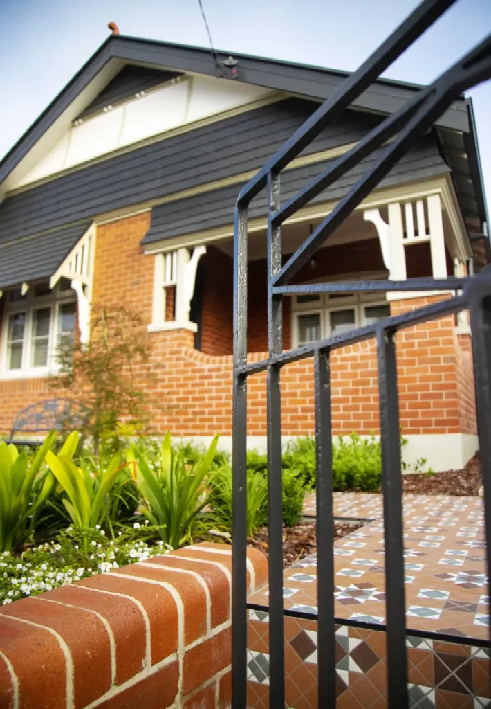 Heritage inspired landscape design for a renovated heritage bungalow in Hamilton East, Newcastle inspired by formal garden design