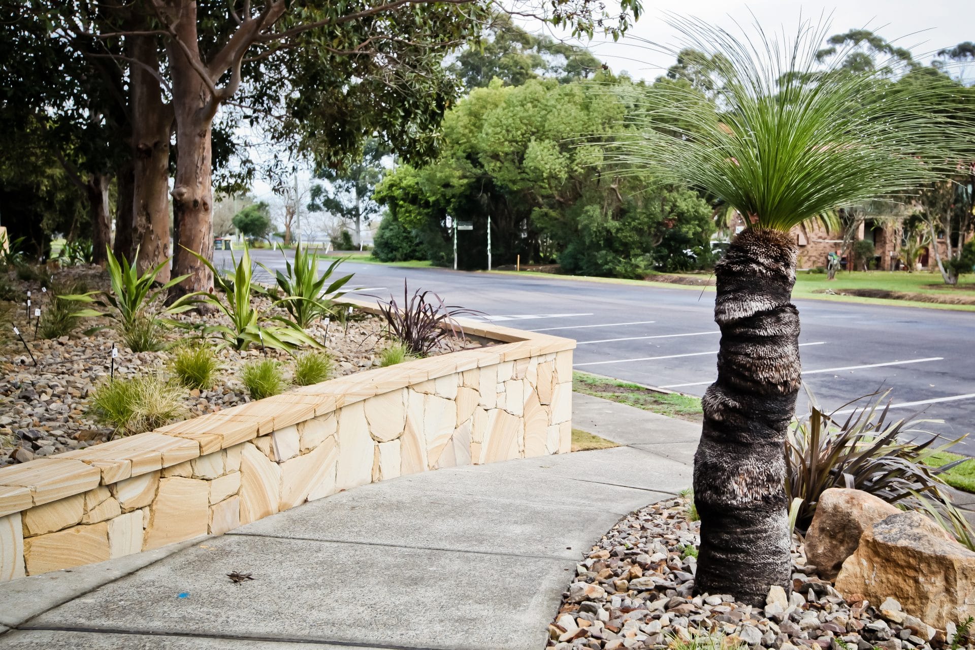 Raymond Terrace Bowling Club, Native Landscape Design